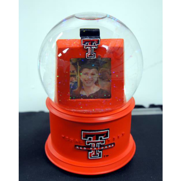 wholesale licensed toys