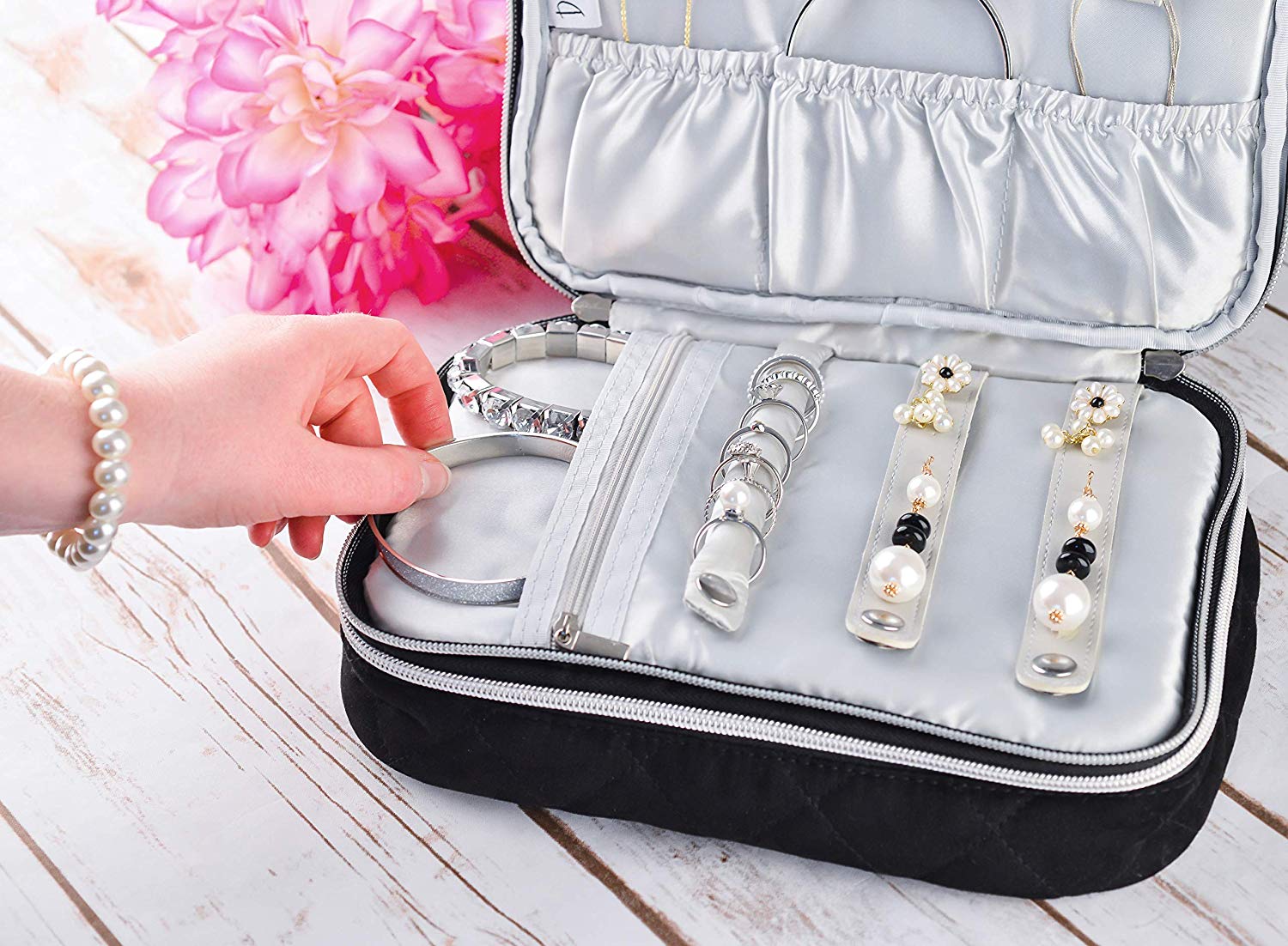 Buy Premium Large Quilted Velvet Travel Jewelry Case Cheap H&J