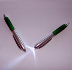 Flashlight Pen Green3.jpg
