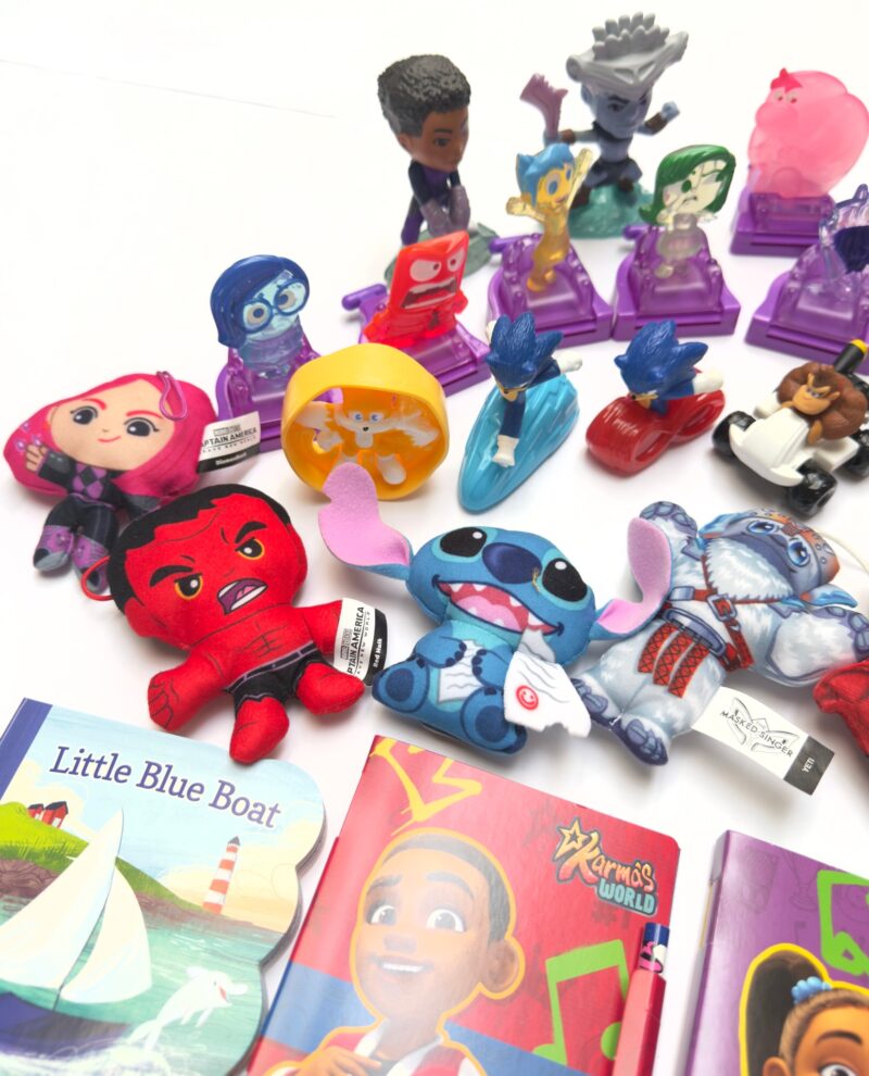 3582d026 4c23 4388 8c92 2b55f58aff69 assorted mcdonald s happy meal toys item 9521 3 2.jpg