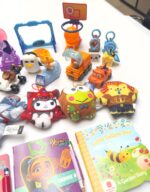 4d8839a3 2545 416e b18f 07f32ce76f40 assorted mcdonald s happy meal toys item 9521 5 2.jpg