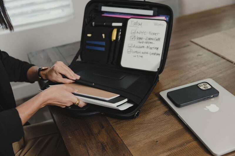 56fa7bb1 c920 4efa 8100 21b5619aa9f5 12 in 1 office everywhere portable briefcase workstation 2 8 4 1.jpg