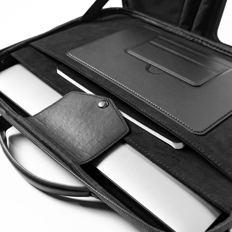 B486553e b7bd 4209 94b0 b21d348f8e96 12 in 1 office everywhere portable briefcase workstation 2 8 5 1.jpg